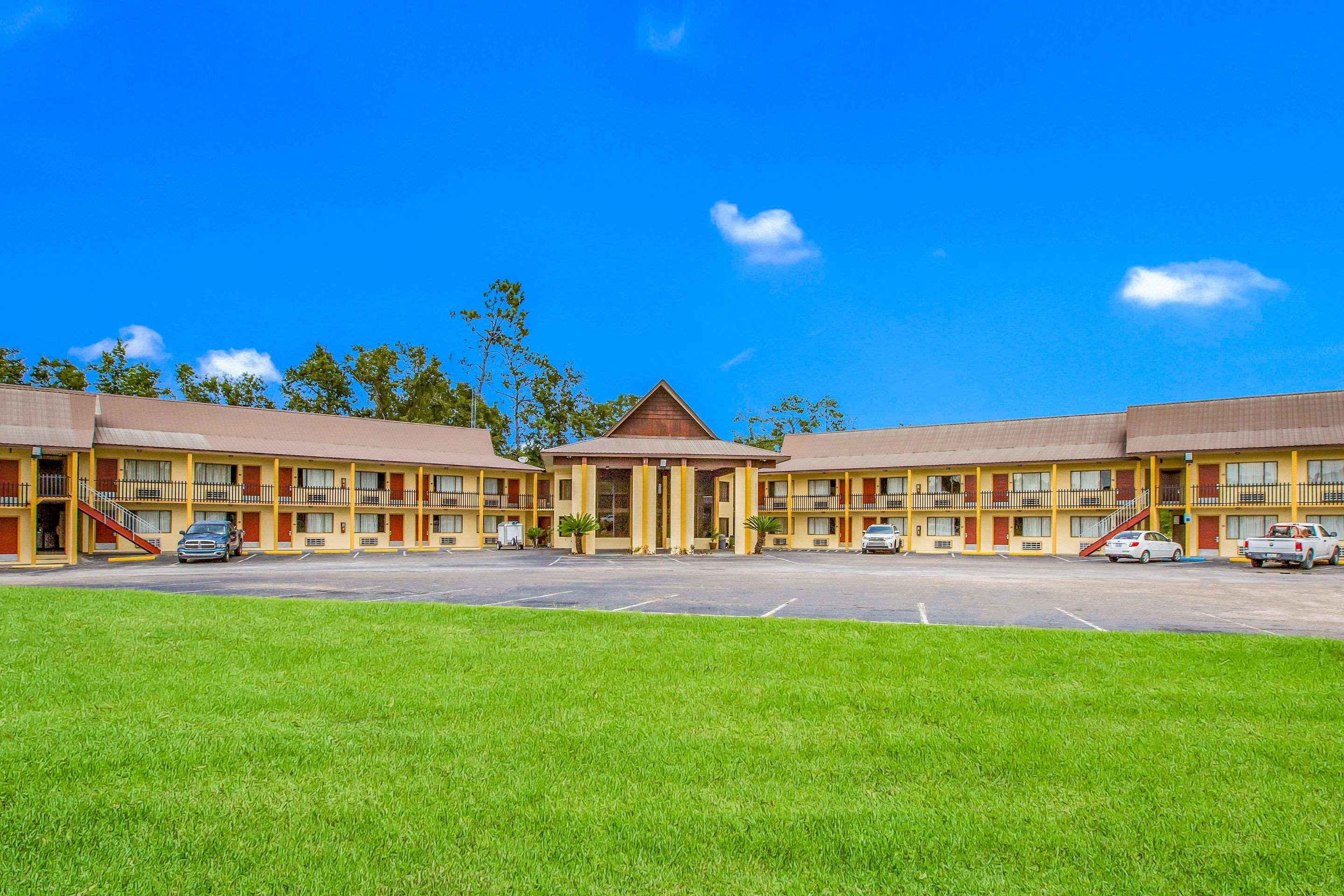 Bonifay 罗德威旅馆酒店 外观 照片